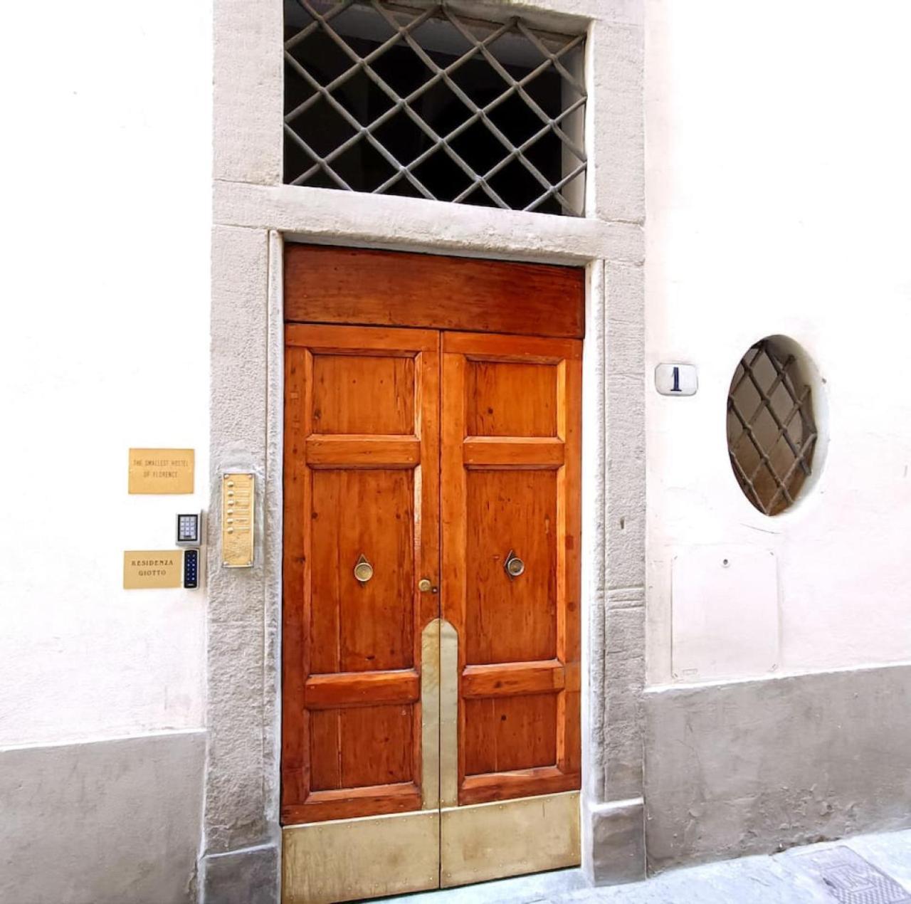 The Smallest Hostel Of פירנצה מראה חיצוני תמונה